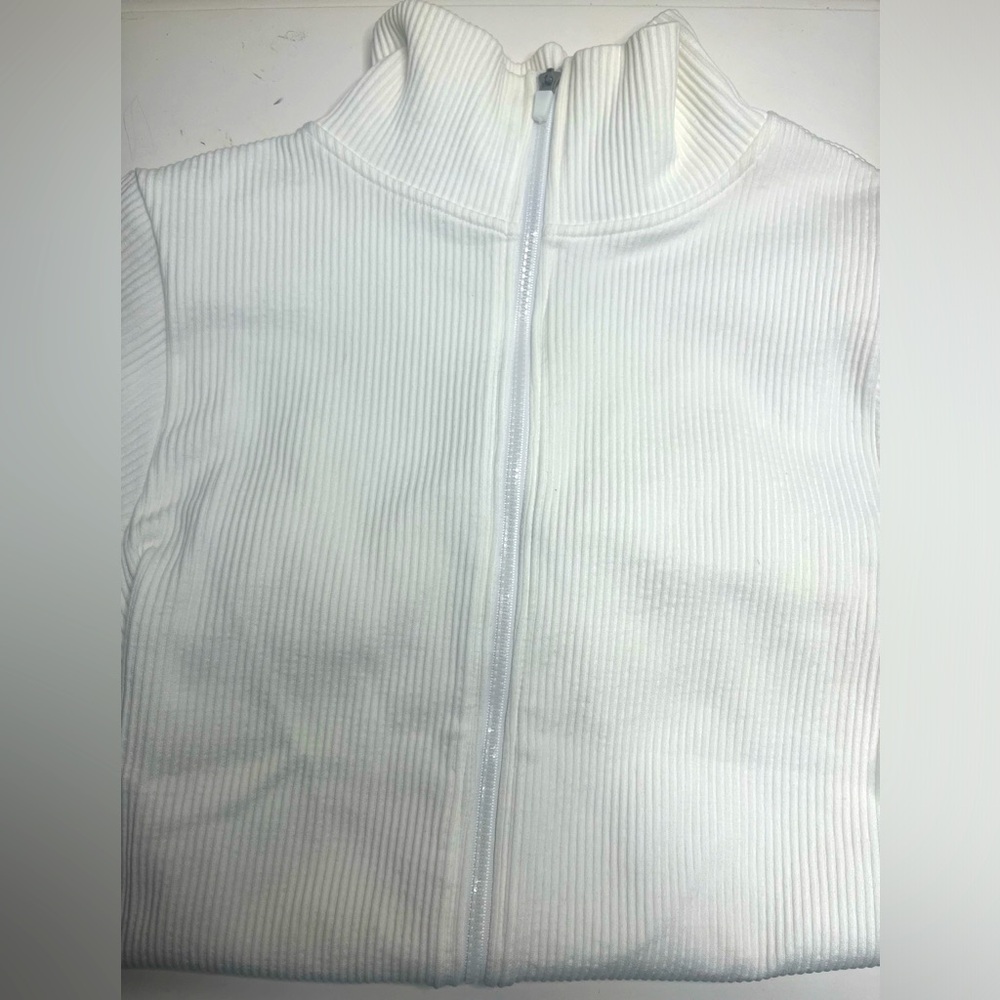 Zip-Up Crisp White Shirt from Free Haven - Size Large
